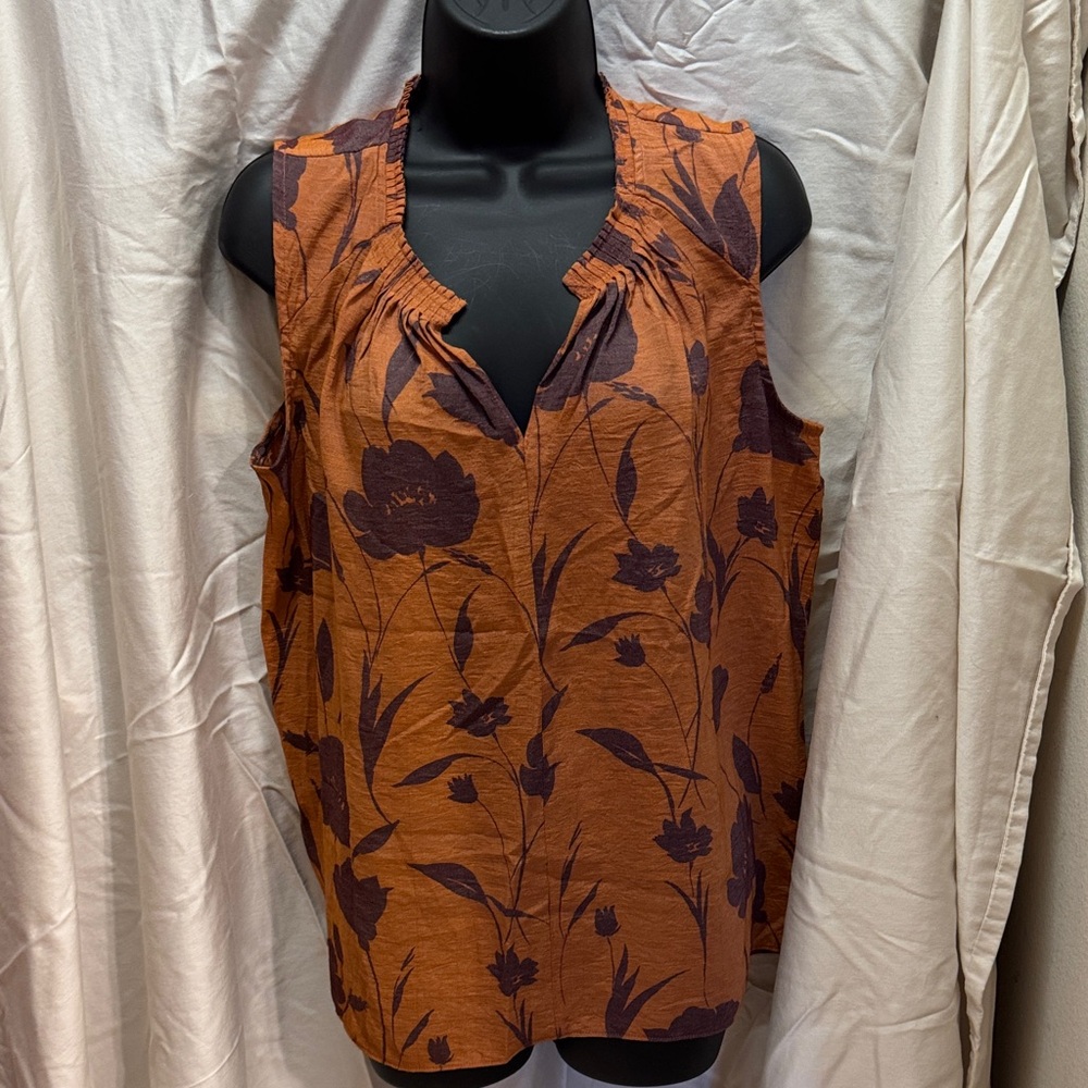 Simply Vera Vera Wang Rust Floral Sleeveless Blouse